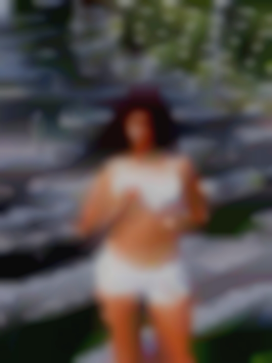 Sexy milf for fuck buddy massage in johannwsburg.